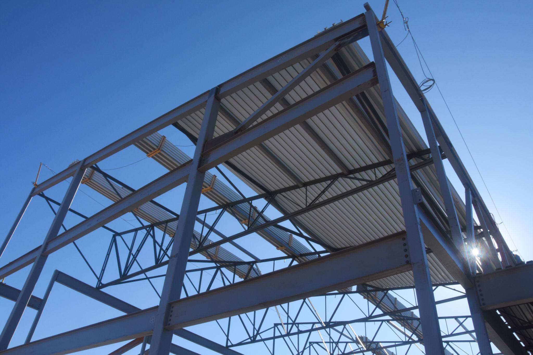 Stahlbau Tragwerksplanung für Gebäude & Ingenieurbauwerke